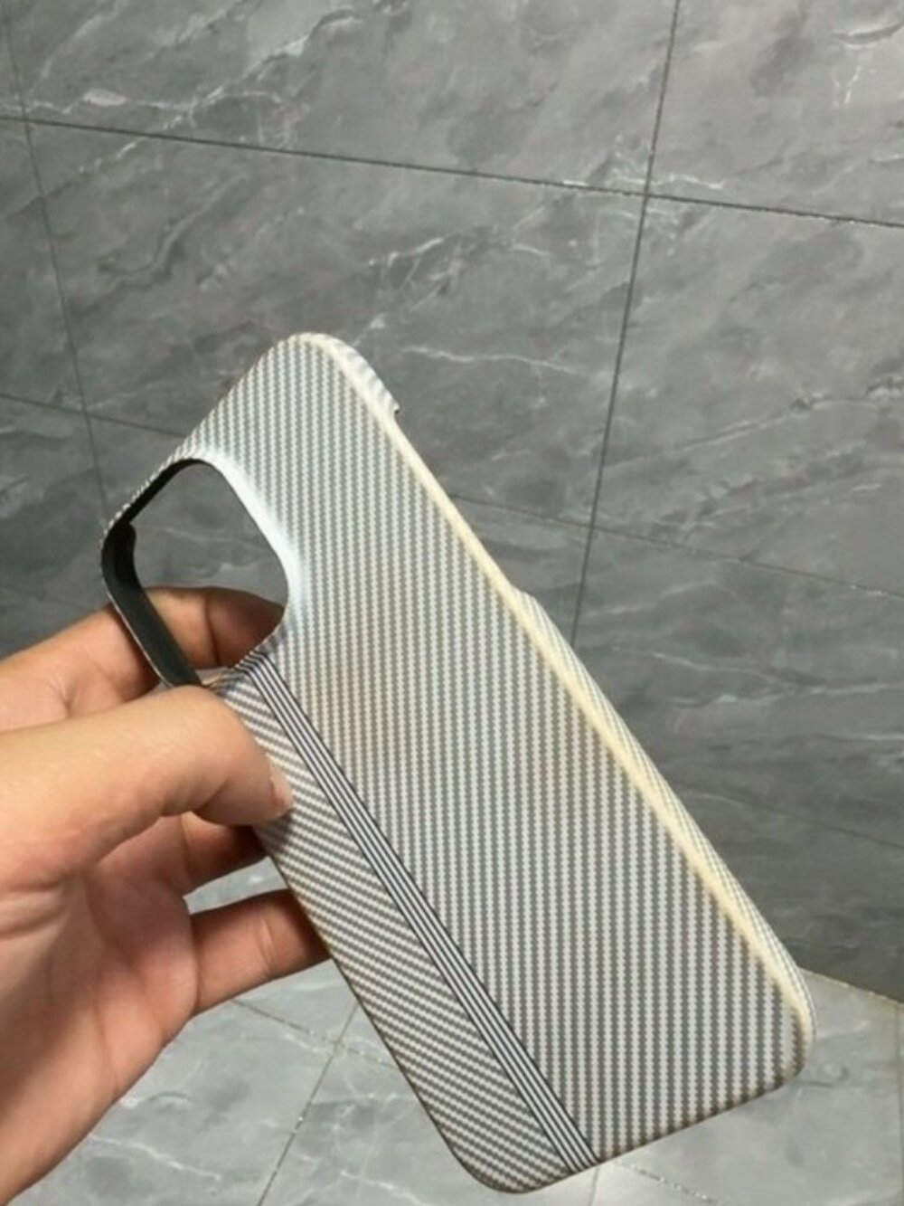Carbon Fiber Stripe Minimalist Case